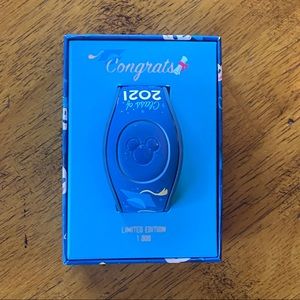 Disney Class of 2021 Limited Edition Magic Band